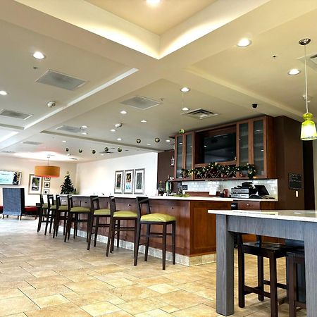 Hilton Garden Inn Уэст-Честер Экстерьер фото